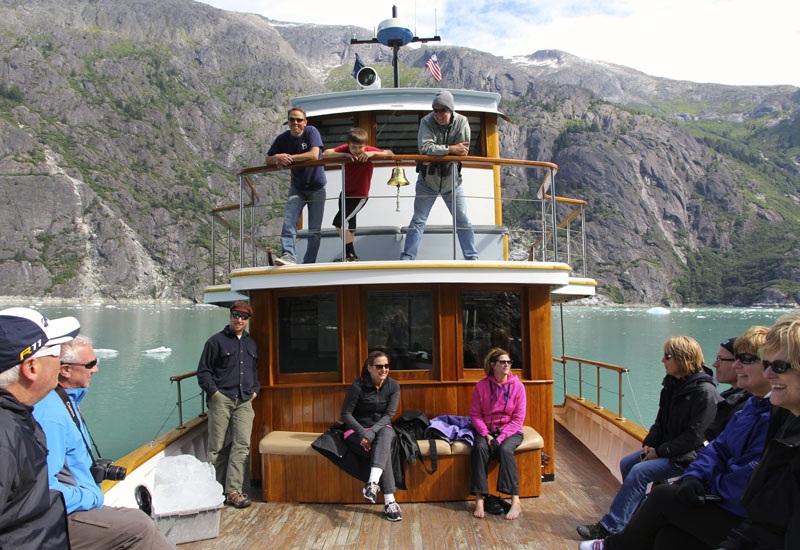 Guests-on-bow-fjord-1
